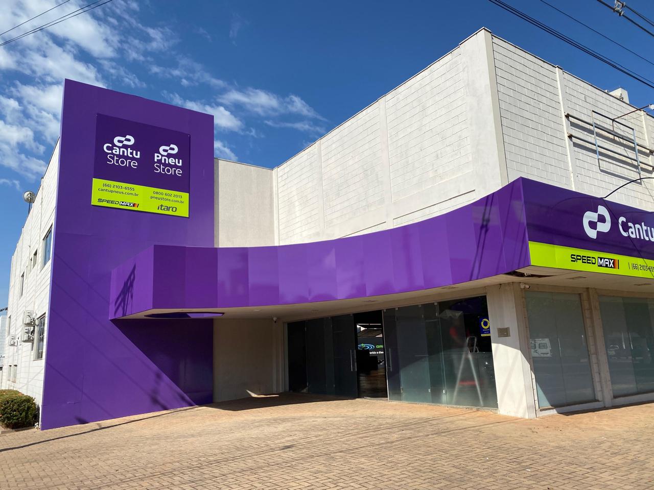 Fachada Cantu Store em ACM
